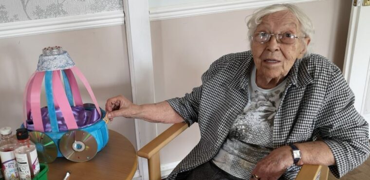  Young and elderly in Peterlee pen pal exchange 