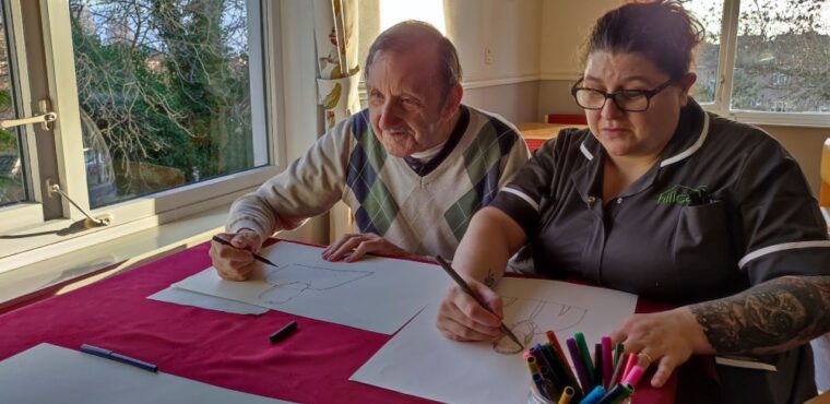  Drawing helps 89-year-old Simon deal with dementia 