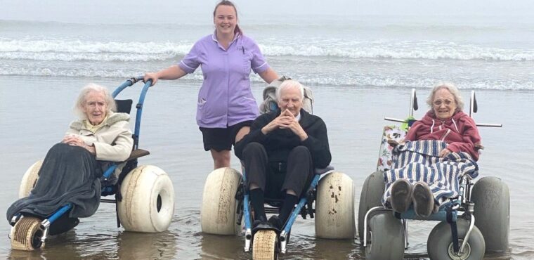  Beach wheelchairs help elderly access childhood seaside memories 