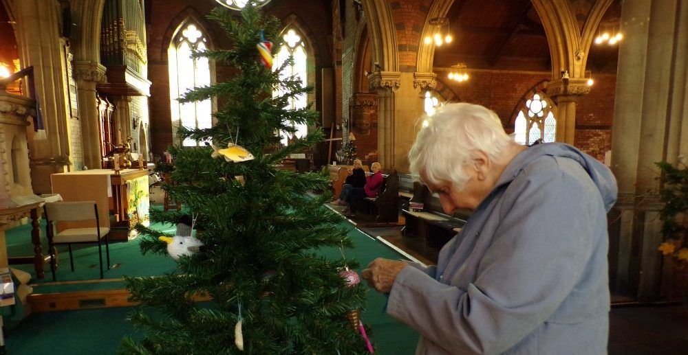 Seaside theme for Christmas tree dressing festival Hill Care