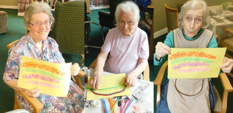  Cubs and care home residents become pen pals 